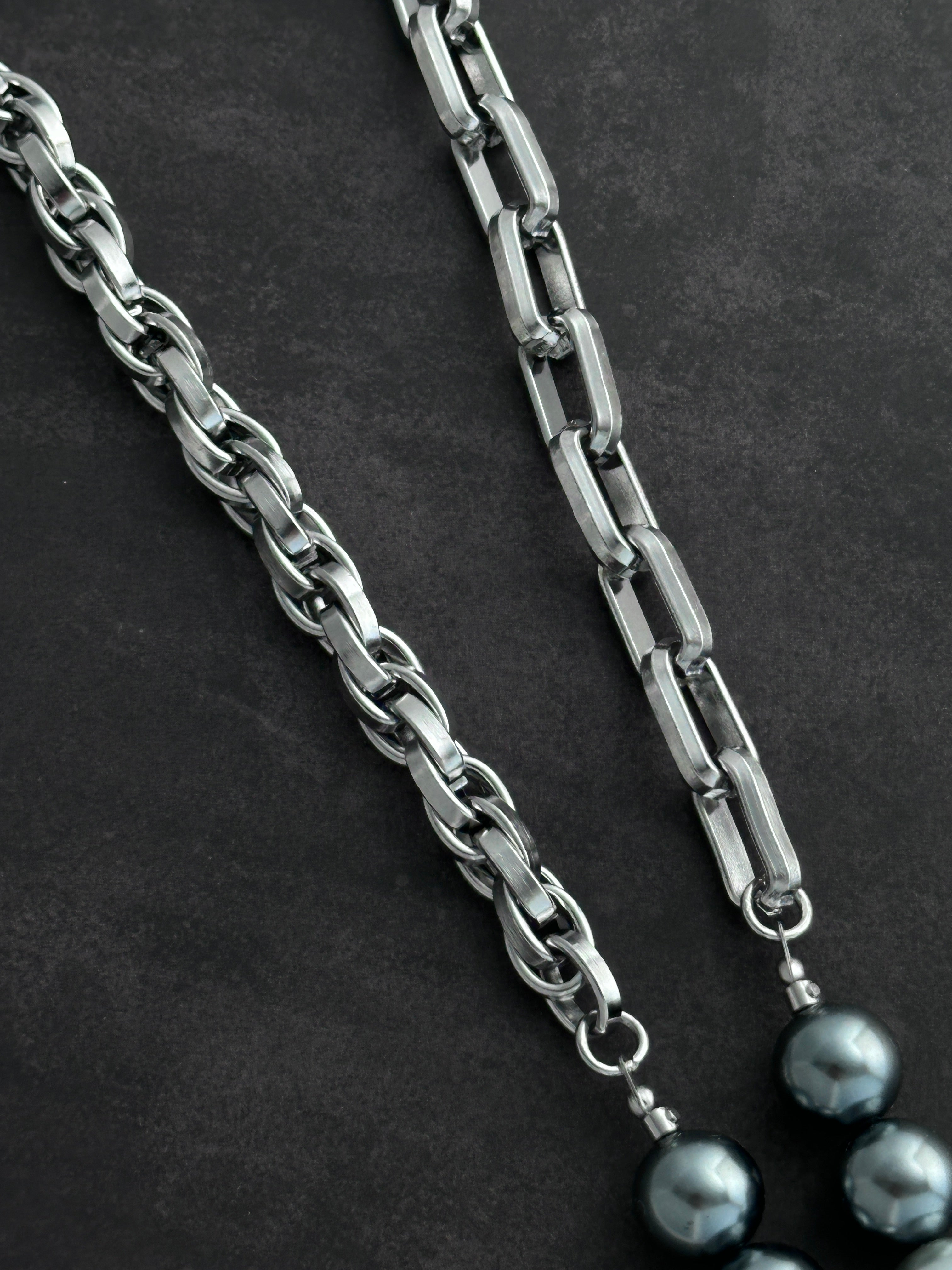 Heart Lock Pearl Choker | Dark Grey Pearl Punk Soft-Industrial Necklace