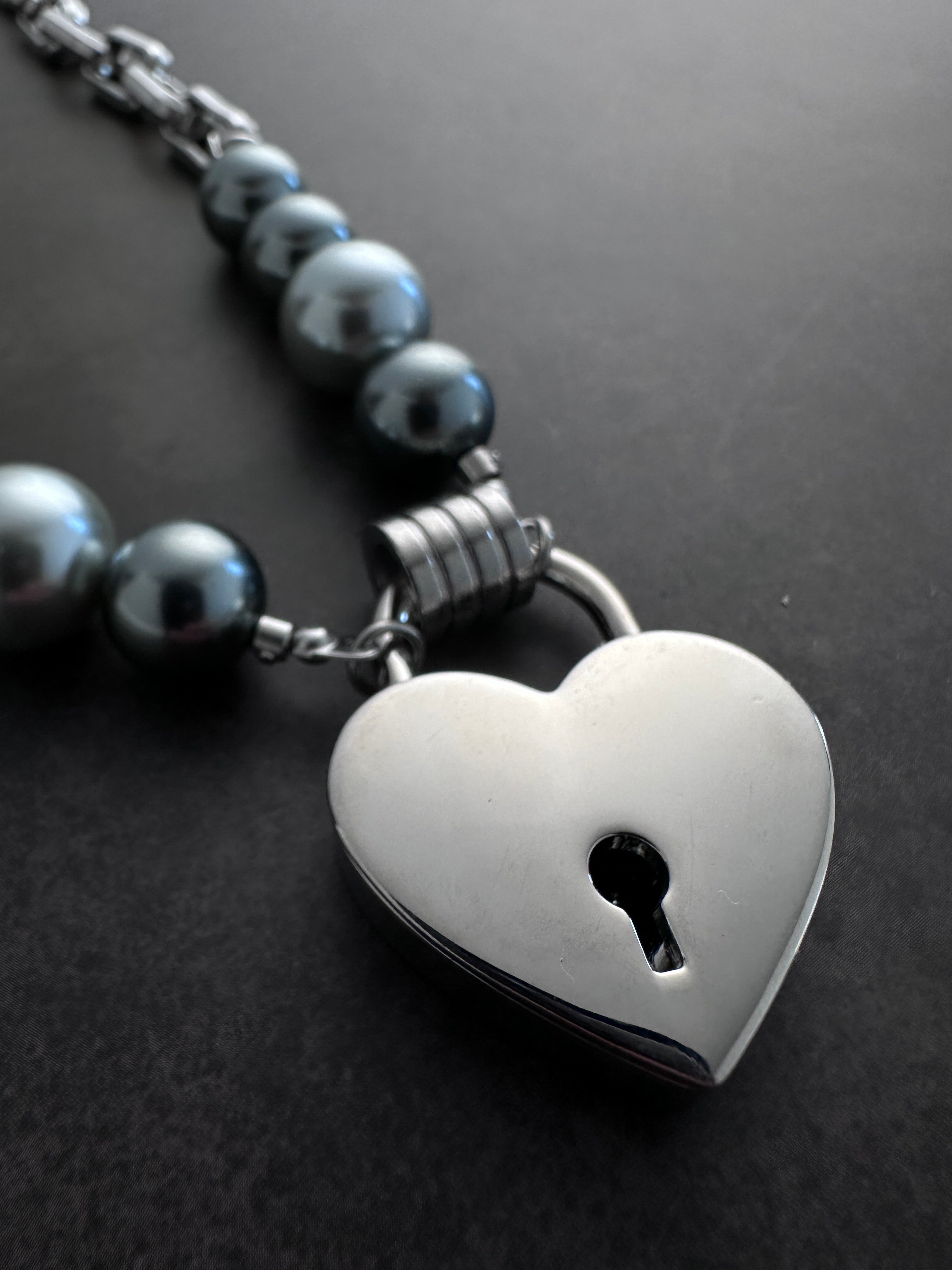 Heart Lock Pearl Choker | Dark Grey Pearl Punk Soft-Industrial Necklace