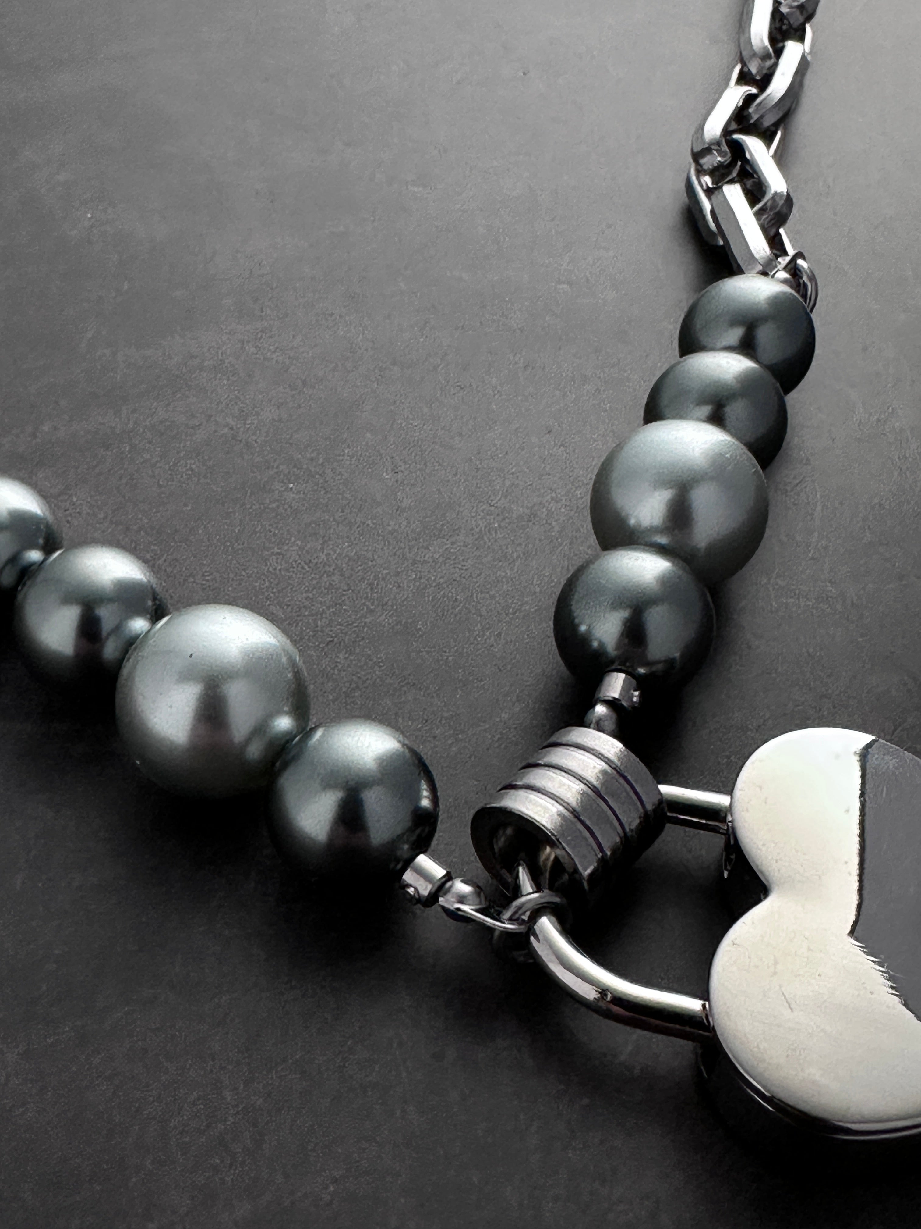 Heart Lock Pearl Choker | Dark Grey Pearl Punk Soft-Industrial Necklace