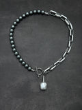 Asymmetrische Kette & dunkelgraue Perlenkette mit eleganter Stärke