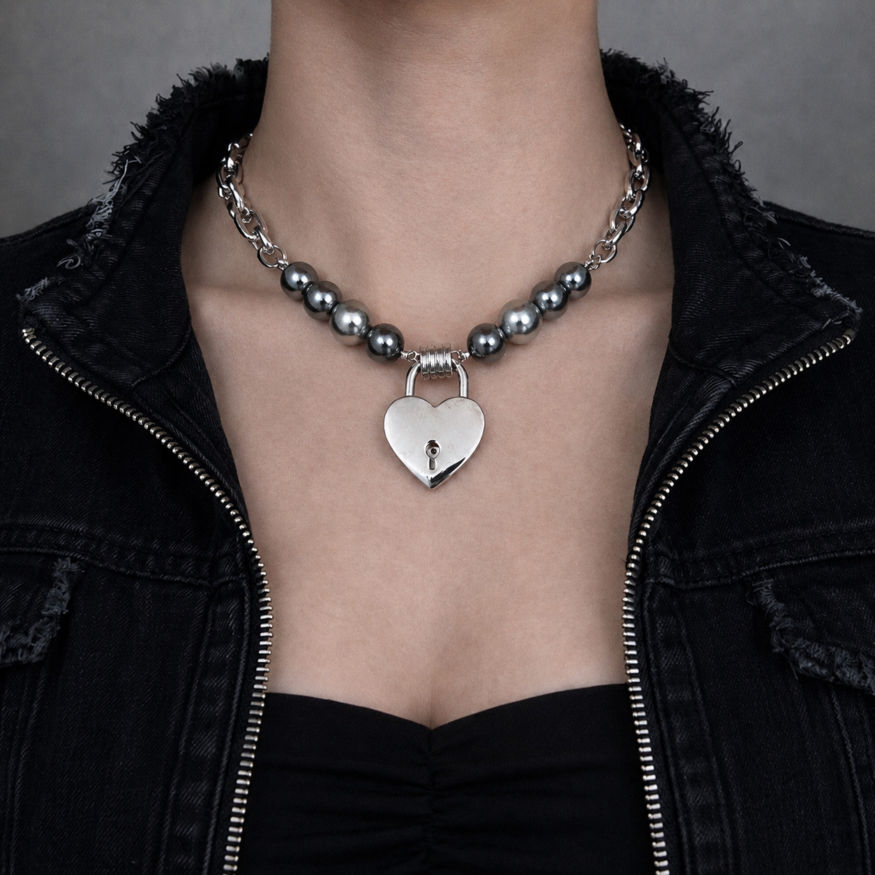 Heart Lock Pearl Choker | Dark Grey Pearl Punk Soft-Industrial Necklace