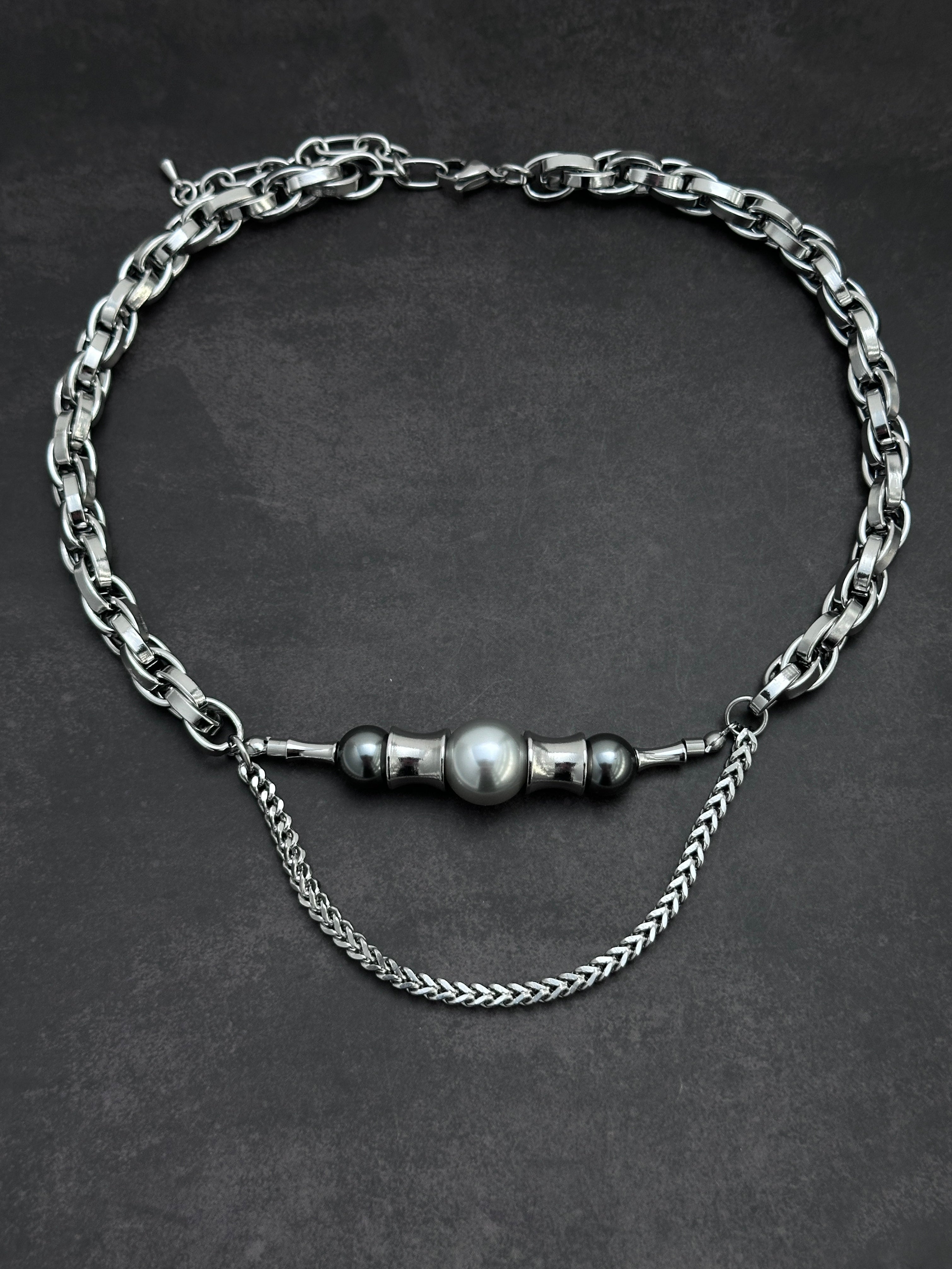 Layered Drop Soft-Industrial Necklace | Dark Grey Pearl Statement Necklace  One-line Selling Point