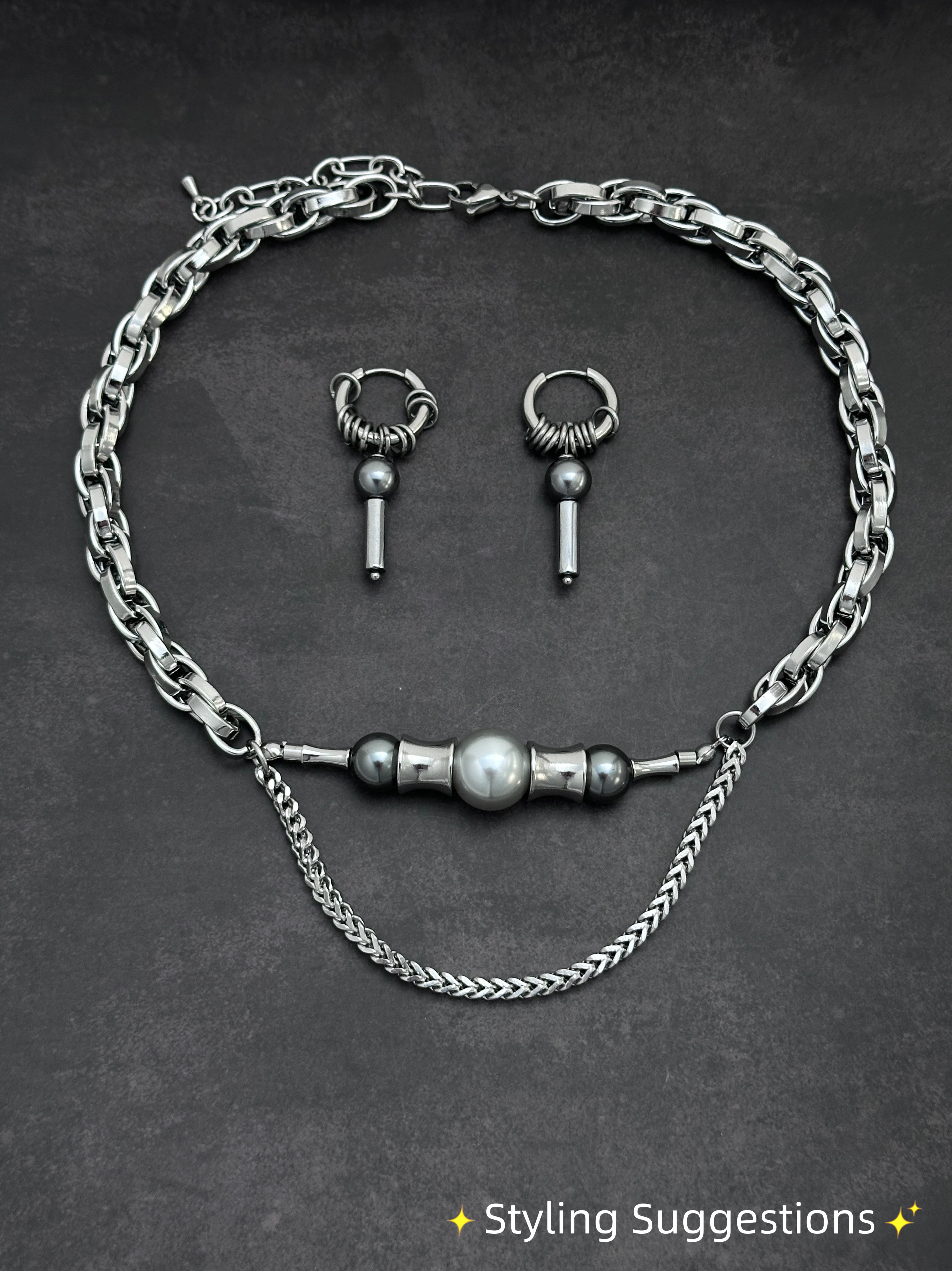 Layered Drop Soft-Industrial Necklace | Dark Grey Pearl Statement Necklace  One-line Selling Point