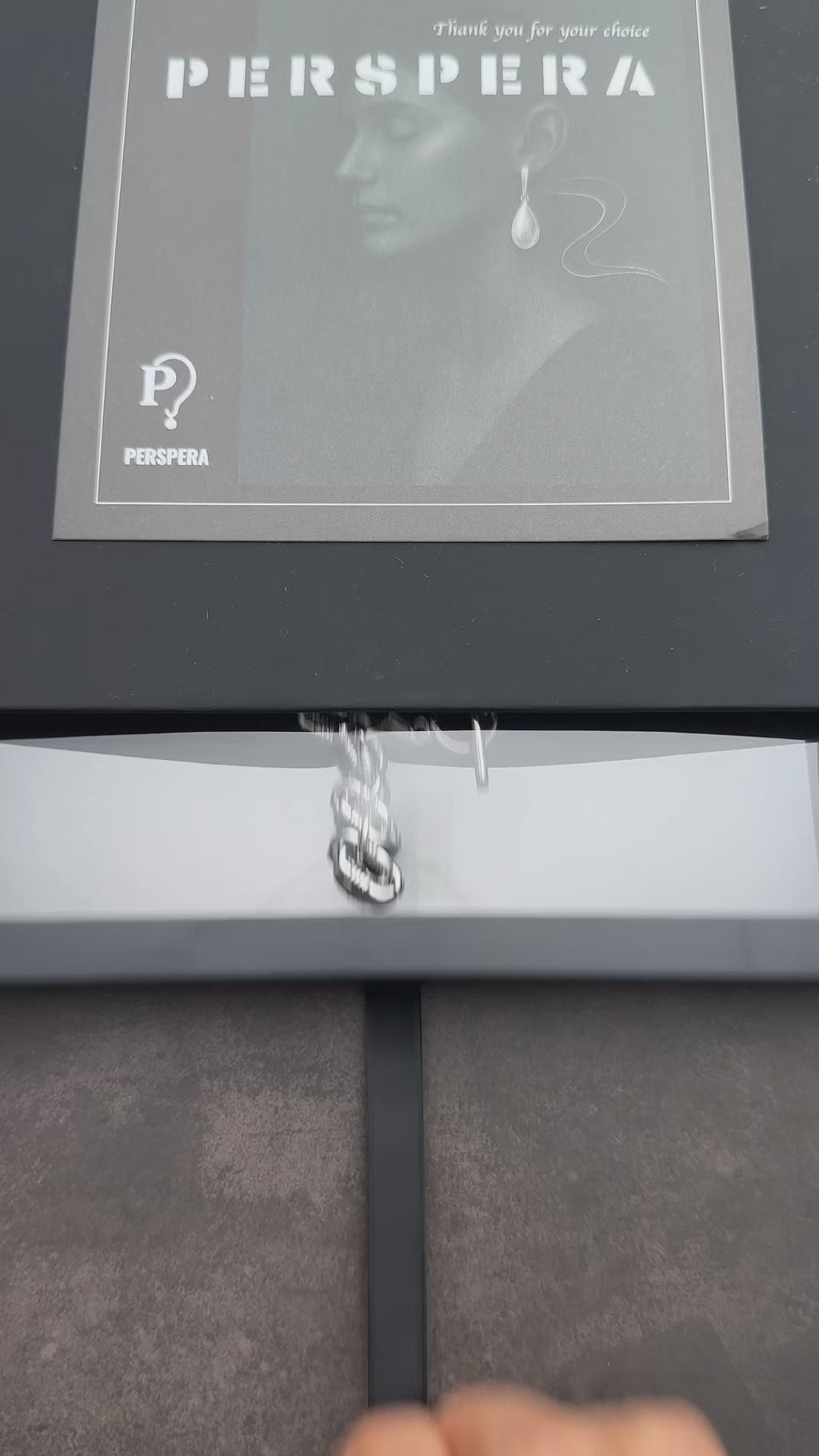Mechanical Chain | Dark Grey Beaded Pearl  Elegant Strength Necklace
